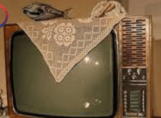 كل ما تحتاج معرفته عن الشاشات والتلفزيونات وصيانتها